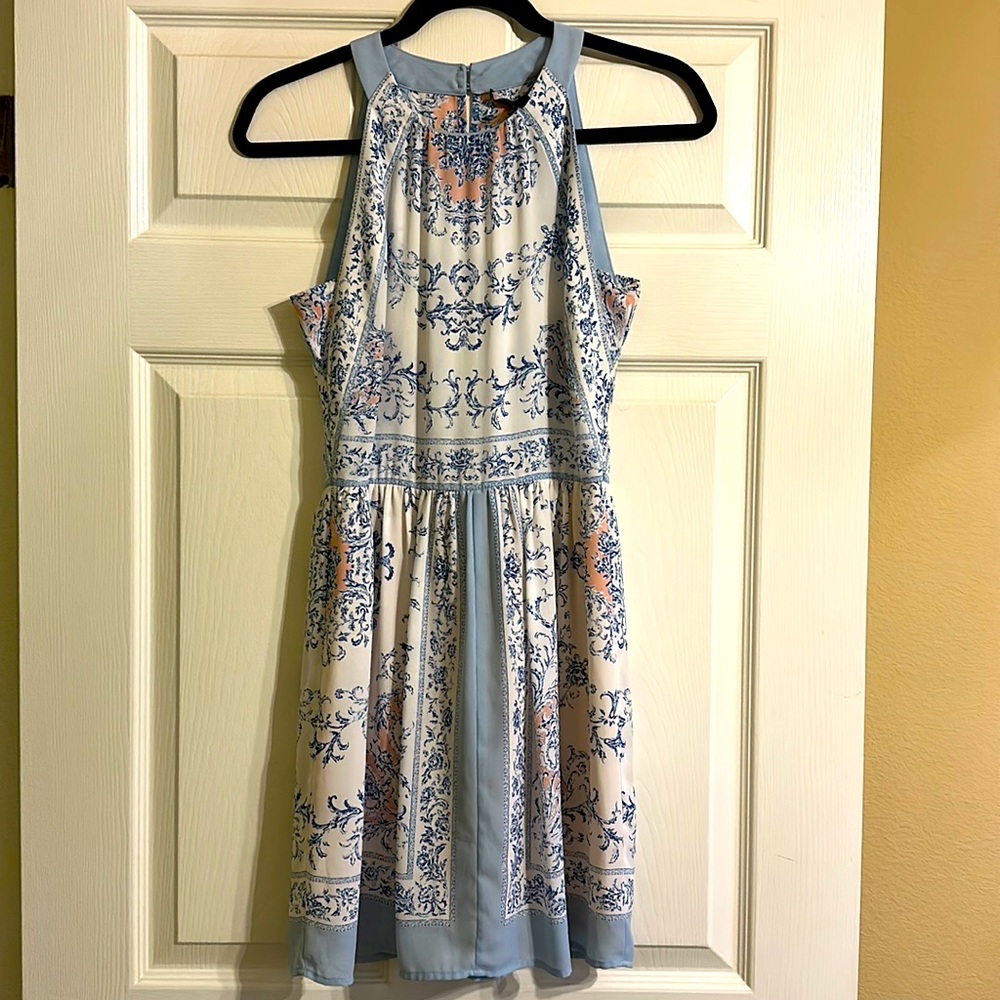 BCBG MAXAZRIA Brocade Pattern Sleeveless Cambria Dress